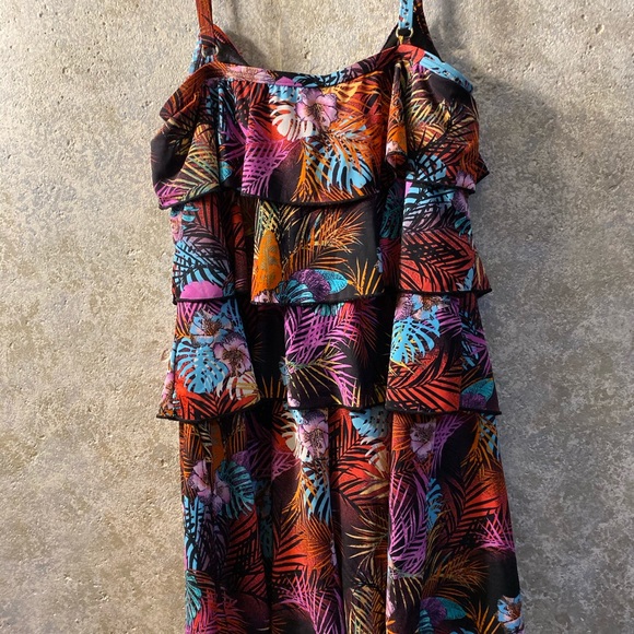 Swim dress, built in shorts and swim suit lining! - Picture 4 of 7